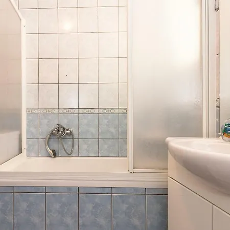 1 Bedroom In Apartamento *